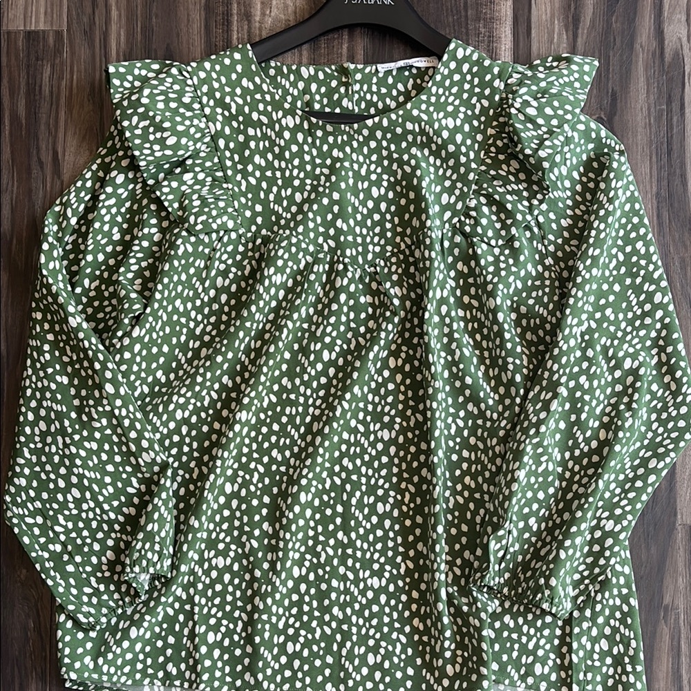Michelle McDowell Green Ruffled SleeveCollar Blouse